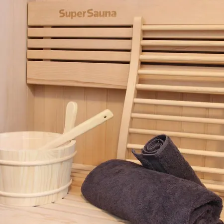 Oda ve Kahvaltı Idylle Aan Zee Incl 2 Wellnessstudios Sint Maartensvlotbrug