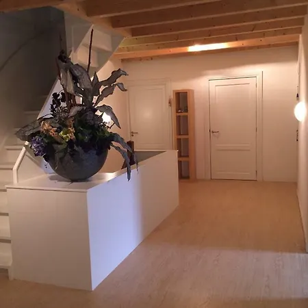 Bed & Breakfast Idylle Aan Zee Incl 2 Wellnessstudios Sint Maartensvlotbrug