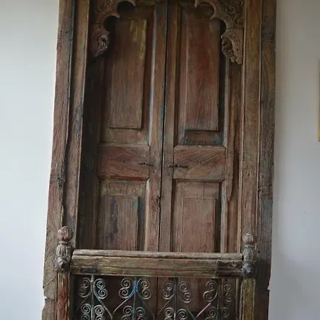 Bed & Breakfast Idylle Aan Zee Incl 2 Wellnessstudios Sint Maartensvlotbrug