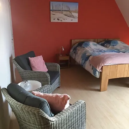 Idylle Aan Zee Incl 2 Wellnessstudios Bed & Breakfast