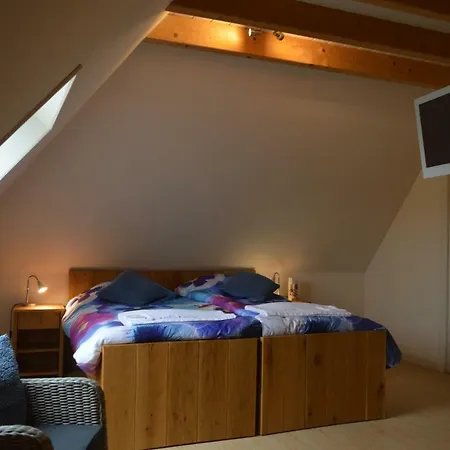 Idylle Aan Zee Incl 2 Wellnessstudios Sint Maartensvlotbrug