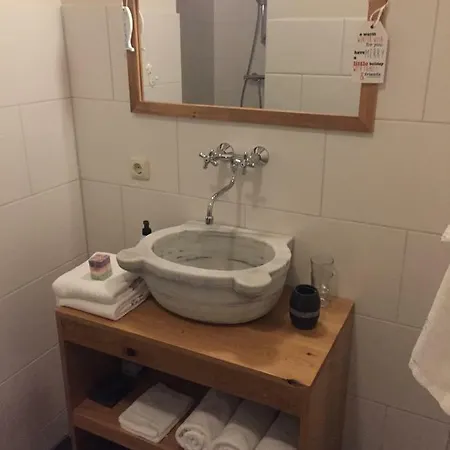 Bed & Breakfast Idylle Aan Zee Incl 2 Wellnessstudios 4*