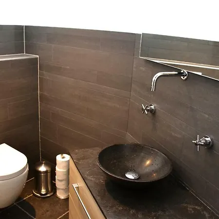 Idylle Aan Zee Incl 2 Wellnessstudios Sint Maartensvlotbrug